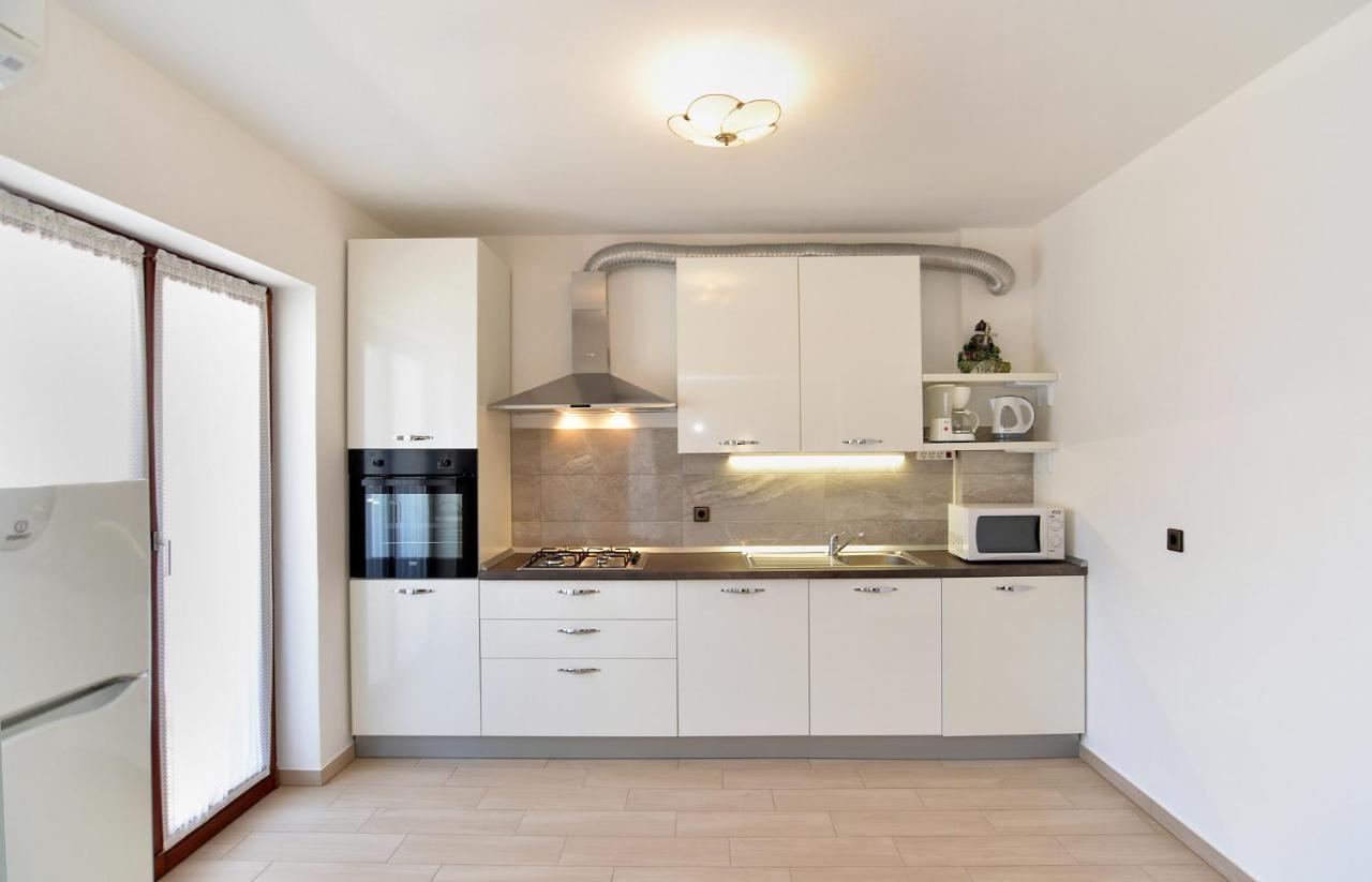 House Pula 2080 Villa Ngoại thất bức ảnh
